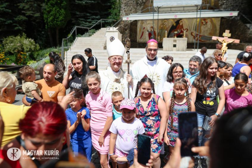 Mi az egység köteléke és a béke útja? – Országos roma zarándoklat Mátraverebély-Szentkúton