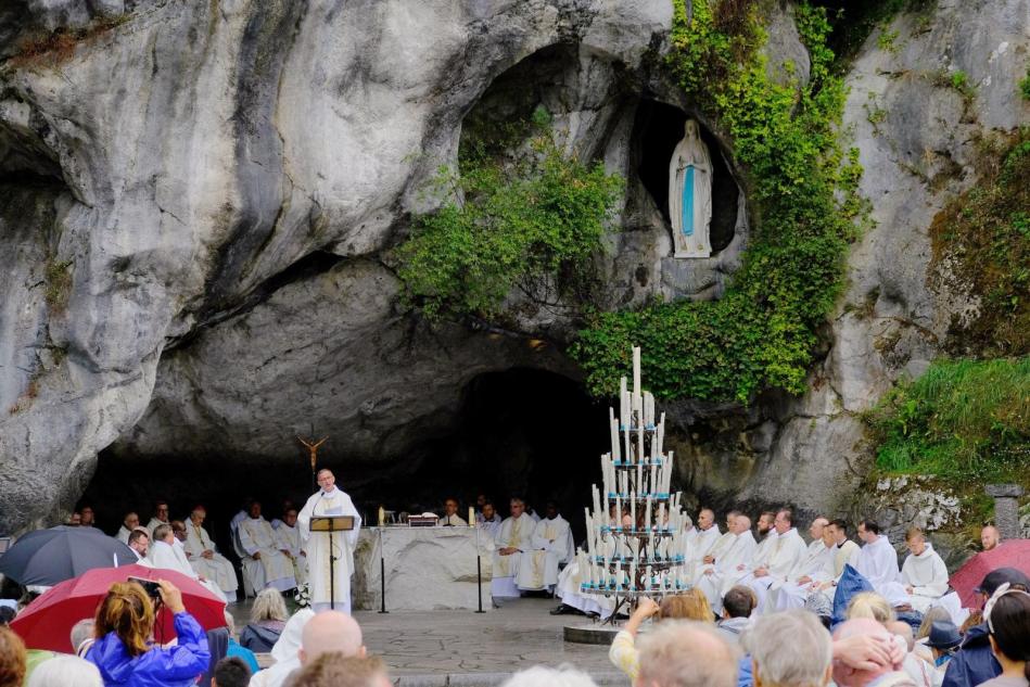 Gondolatok a Lourdes-i Szűzanya ünnepén