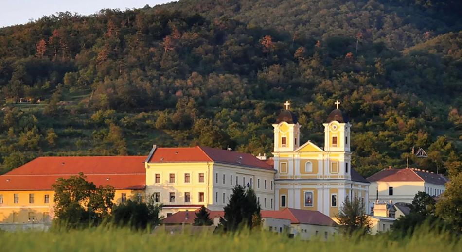 Márianosztra kegyhely