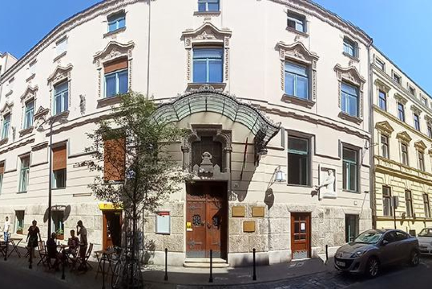 Párbeszéd Háza (jezsuita budapesti lelkiségi és kulturális központ)
