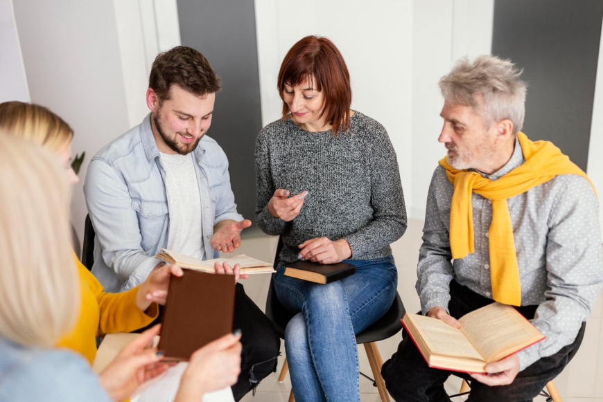 "Kapcsolataink változásában" - saját élményű bibliodráma csoport