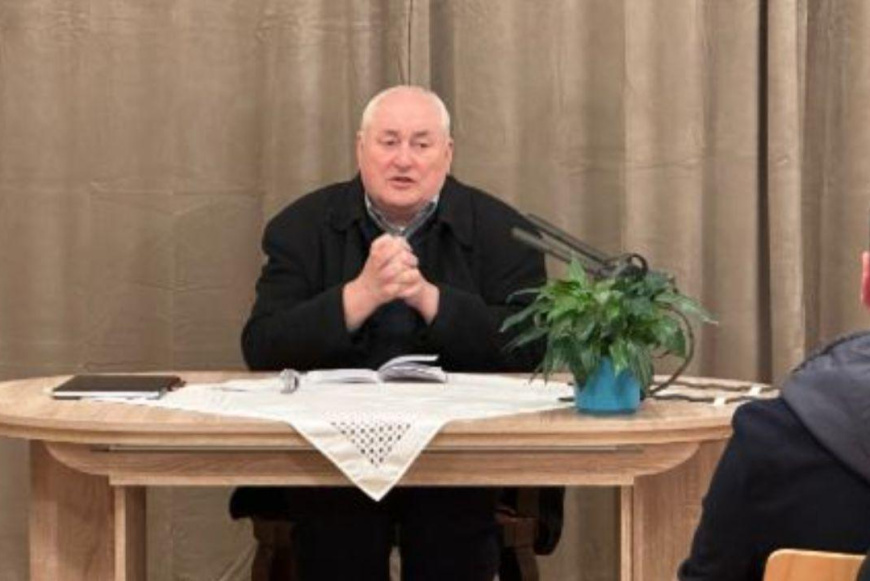 Előad&aacute;s sorozat J&eacute;zus Krisztus emberi &eacute;s isteni szeretet&eacute;ről