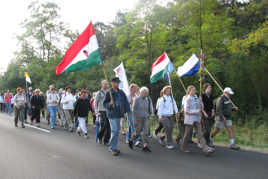 XXIII. Balatonalm&aacute;di-S&uuml;meg gyalogos zar&aacute;ndoklat a haz&aacute;&eacute;rt