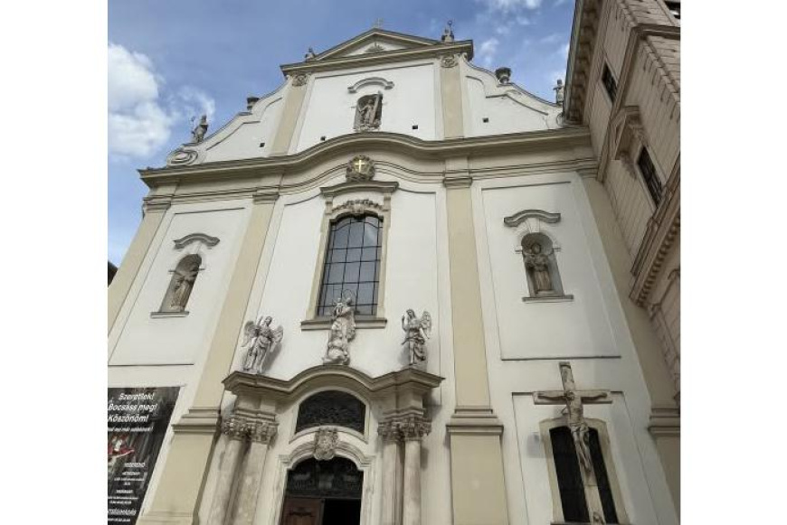 Exkluz&iacute;v templom bej&aacute;r&aacute;s orgona bemutat&oacute;val