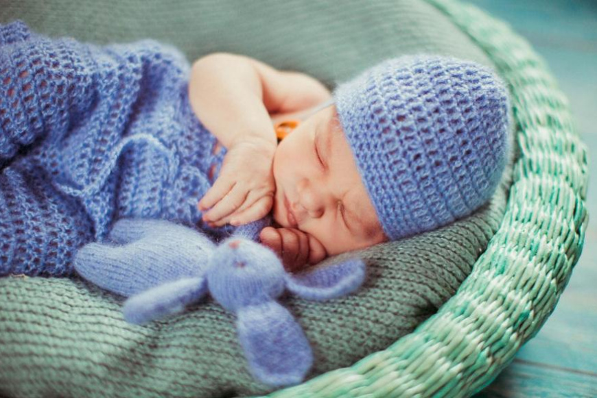 Mamafon&oacute; I. 0-6 h&oacute;napos bab&aacute;s mam&aacute;knak