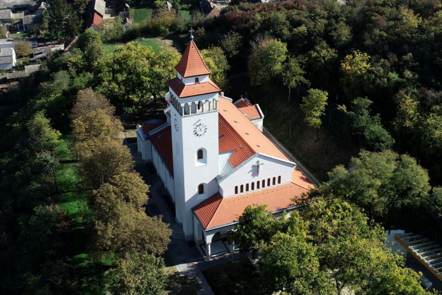 Szent V&eacute;r b&uacute;cs&uacute; - Zar&aacute;ndoklat a b&aacute;tai kegyhelyre