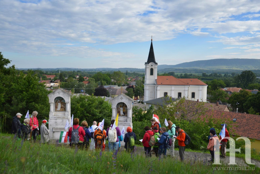 Szűz M&aacute;ria, Isten Anyja - Szilveszteri H&aacute;laad&oacute; zar&aacute;ndoklat